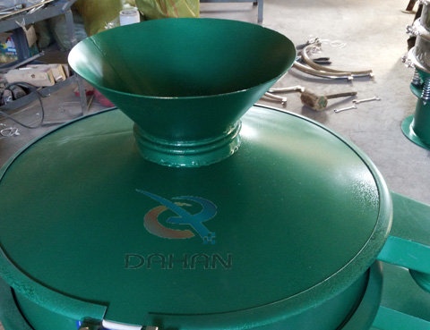 荞麦粉旋振筛进料斗